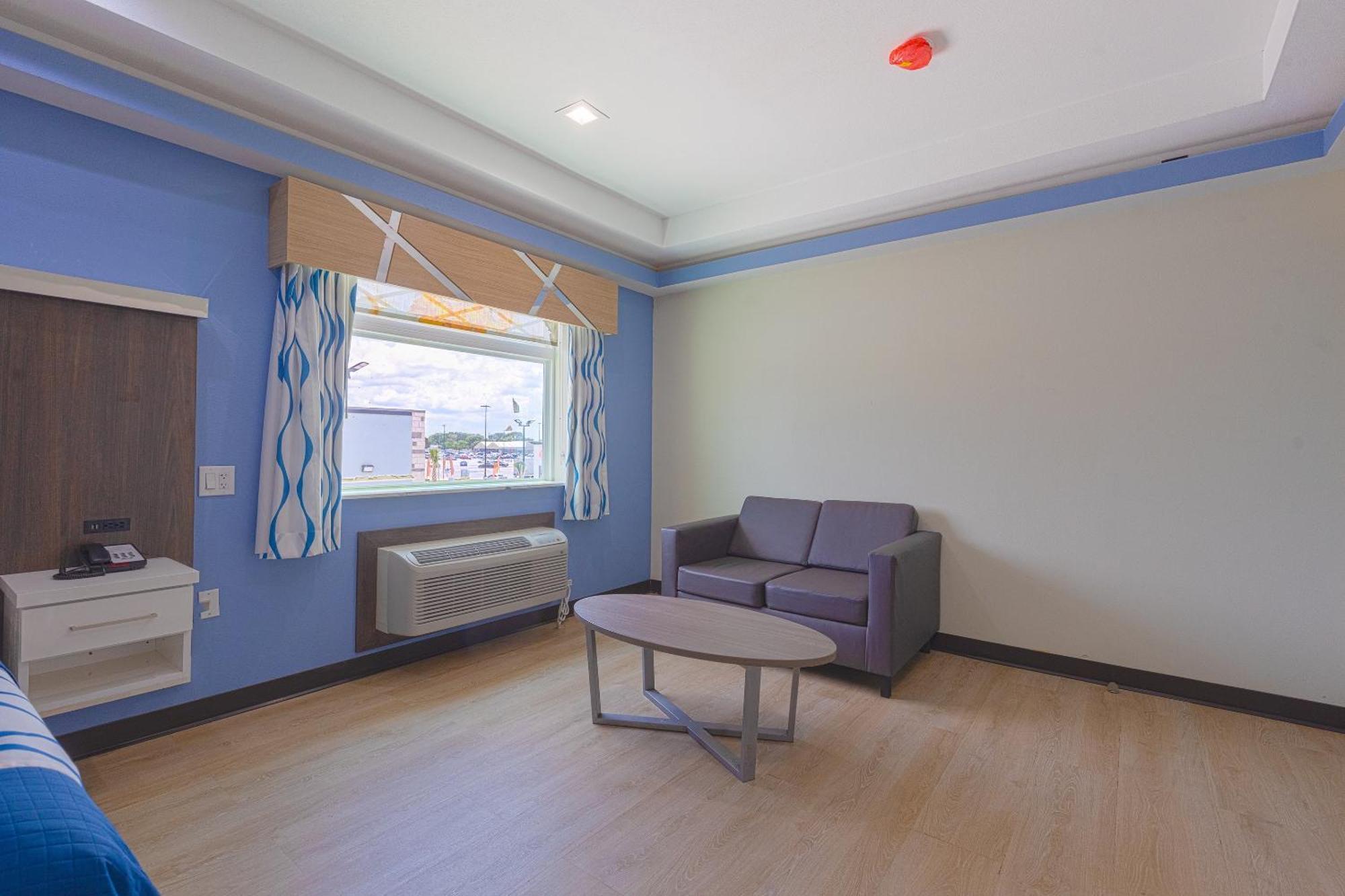 La Vyoma Villas, Westpark Hwy 6 Mission Bend